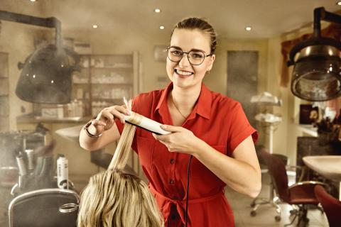 Magdalena Schieck, Friseurmeisterin aus Herbsleben