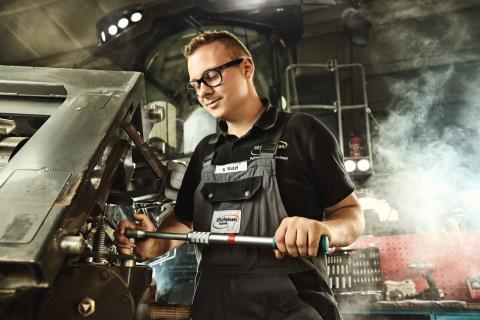 Nick Wutzl, Land- und Baumaschinenmechatroniker aus Buttelstedt